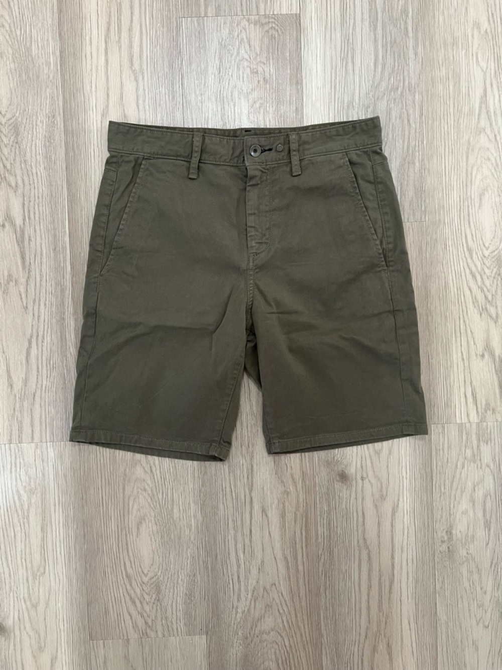 Rag & Bone Men’s Olive Green Chino Shorts Size 30
